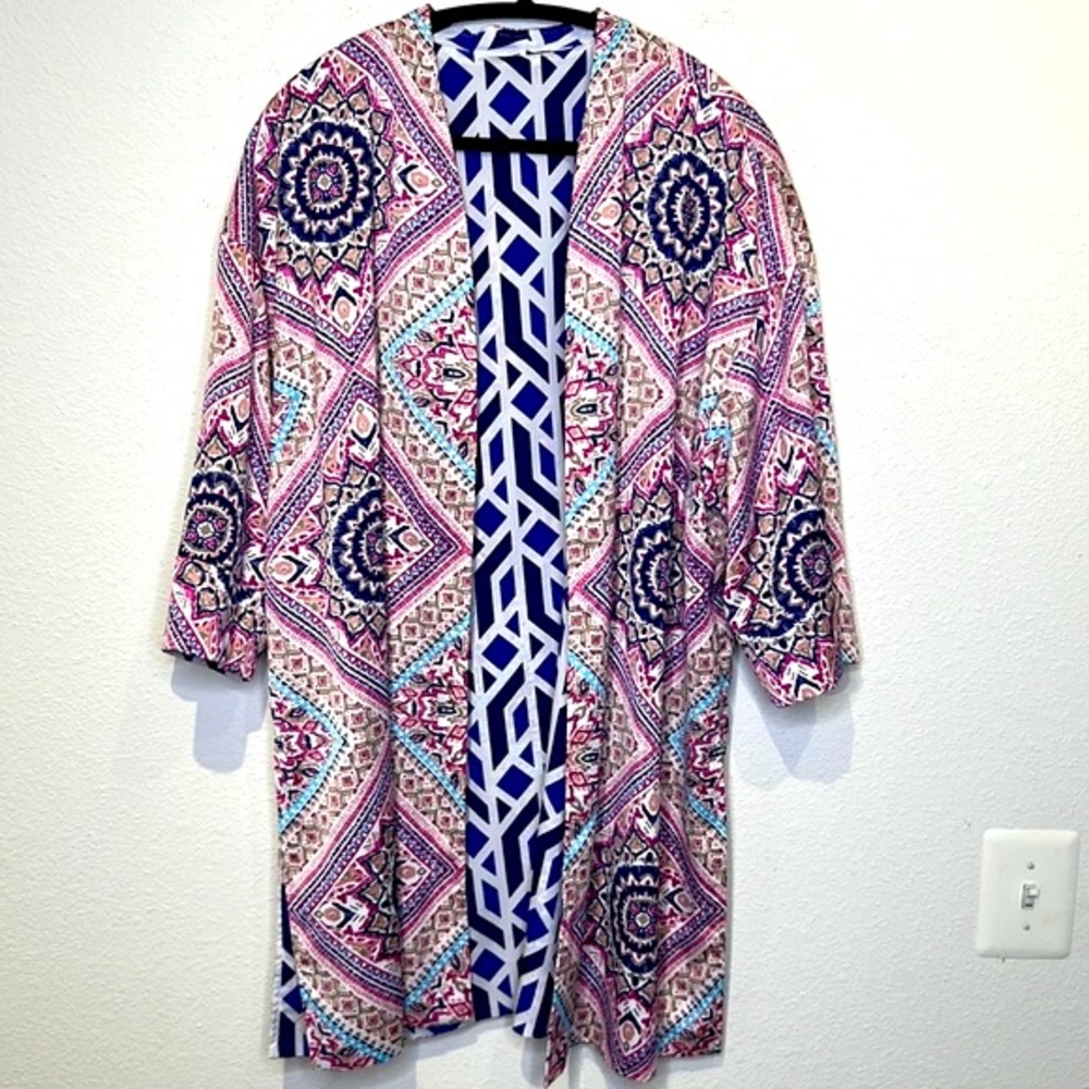 Chico’s Mykonos Medallion reversible kimono open cardigan shrug size large